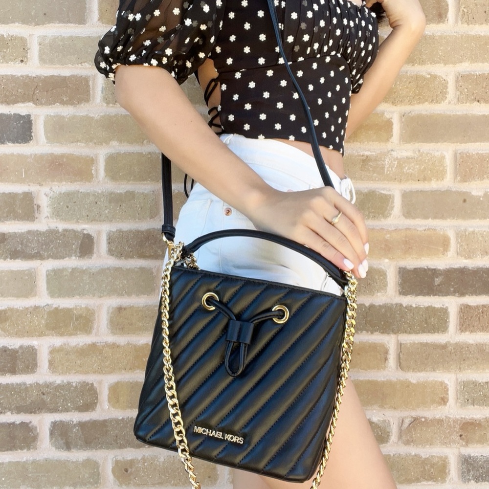 NWT Michael Kors Bucket Chain Crossbody Bag - Picture 1 of 5